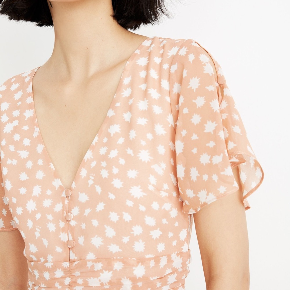 Madewell Ruched-Waist Flutter Sleeve Mini Dress in Star Shower Pale Peach Size 2 - Picture 3 of 14